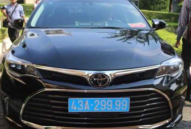 Bí thư Đà Nẵng xem xét khởi kiện tờ báo đưa tin ông đi xe biển giả