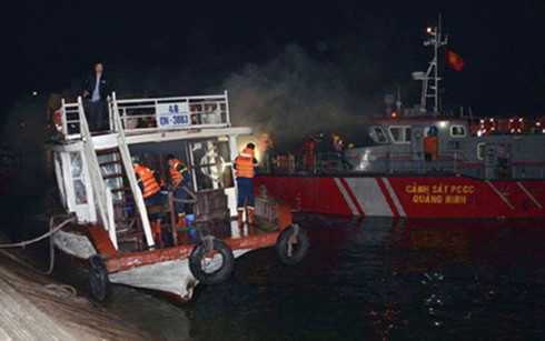 Tàu du lịch cháy bất thường: Quảng Ninh mời Bộ Công an vào cuộc