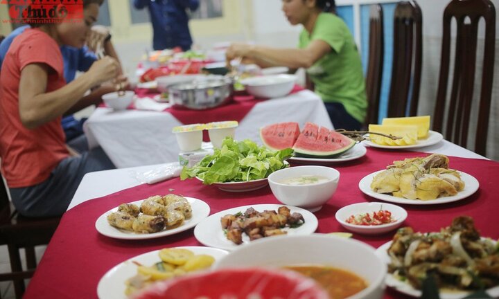 Suất ăn 400 nghìn đồng/ngày của vận động viên xuất sắc tham gia SEA Games 2017 có gì đặc biệt?