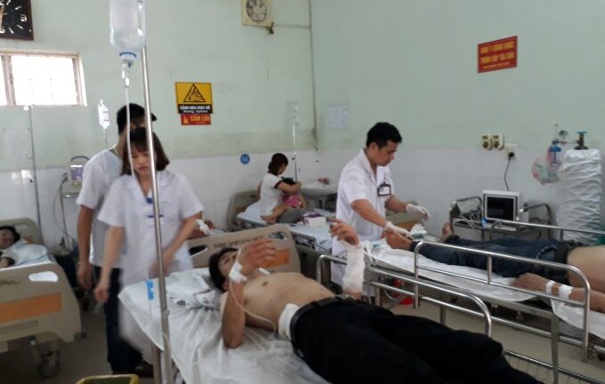 Điều hòa phát nổ, 3 người nhập viện