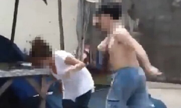 Ghen tuông, chồng cũ chém vợ gục trên vũng máu