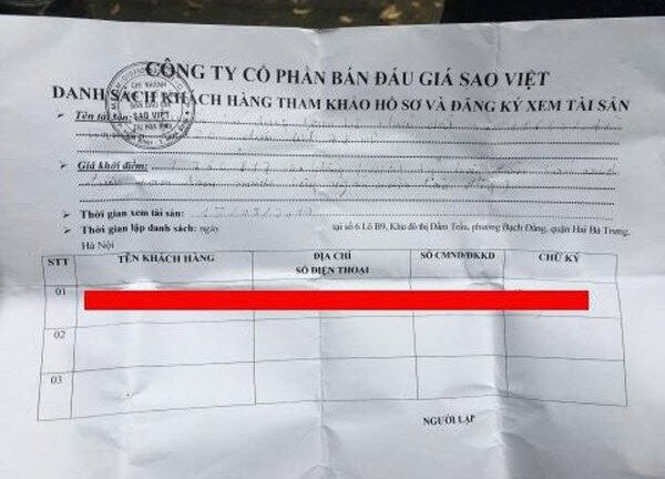 Một công ty 'dừng - mở đấu giá' bất thường