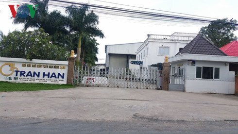 Thi thể công nhân trong tình trạng đông lạnh trên băng chuyền