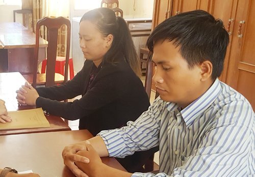 Bắt đôi nam nữ giả danh nhân viên nhà mạng để lừa chiếm 12 triệu đồng