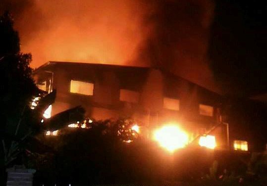 Nhà máy sản xuất mỳ gói của Hàn Quốc bị thiêu rụi trong đêm