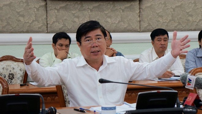 Chủ tịch TP.HCM: 'Bà con nông dân chân lấm tay bùn, không phải ai cũng rành luật'