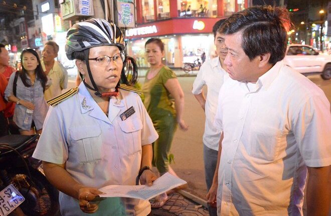 Ông Đoàn Ngọc Hải cách chức nữ tổ trưởng quản lý đô thị