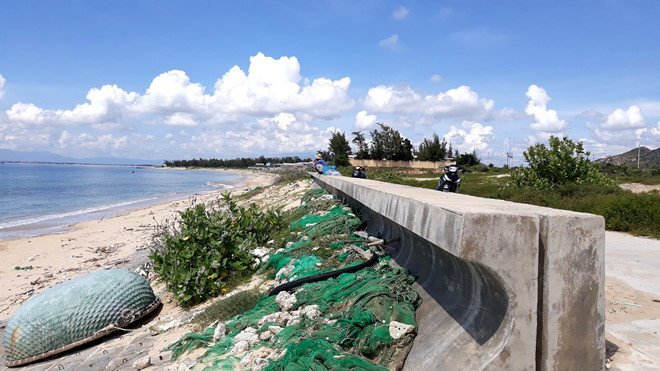 Đi nhậu với nhóm bạn quen qua mạng, thiếu nữ bị hiếp dâm tập thể