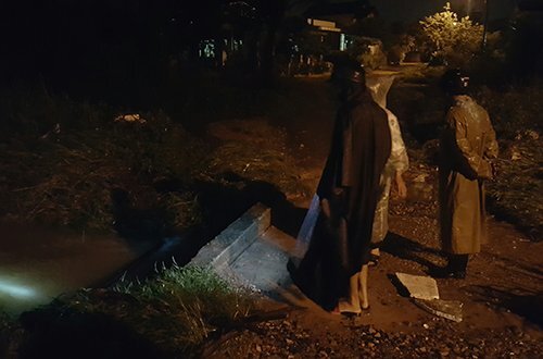 Đi qua cầu, nam sinh lớp 10 bị nước cuốn vào cống hộp mất tích