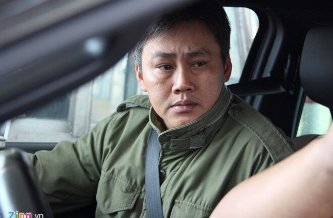 Tài xế dùng tiền xu mua vé, nhân viên trạm BOT Cầu Rác từ chối giao dịch