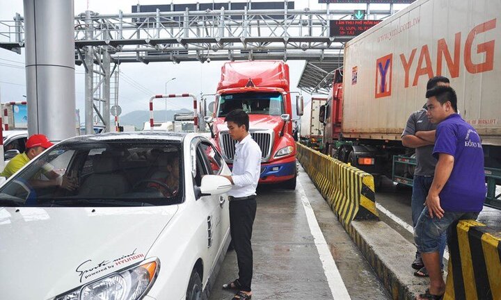 Bộ GTVT không đồng ý giảm phí, tài xế tiếp tục phản đối trạm BOT Ninh An