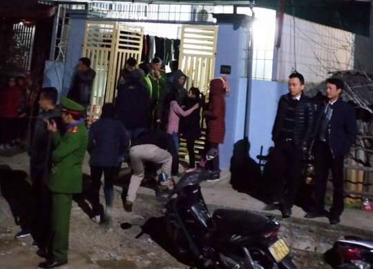 Dựng hiện trường vụ bé gái 20 ngày tuổi nghi bị bà nội sát hại ở Thanh Hóa