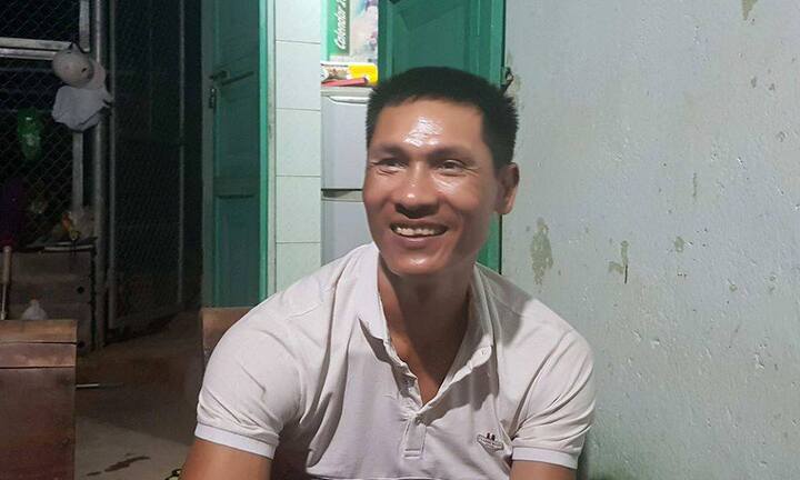 Tài xế bẻ lái tránh 2 cô gái khiến xe tải lật nhào: 'Tôi xác định đổi tính mạng mình'