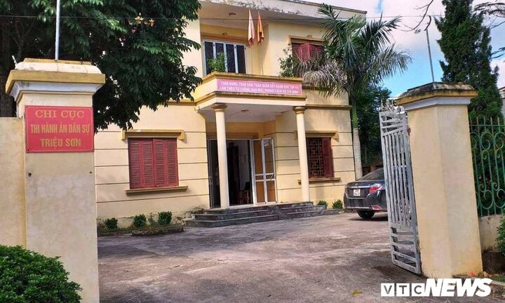 Chi cục Thi hành án dân sự huyện bị tố 'đòi nợ' kiểu xã hội đen