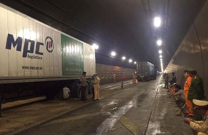 Nguyên nhân tai nạn xảy ra liên tiếp trong hầm Hải Vân