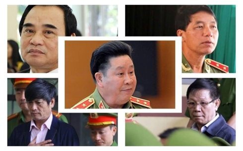 Cuộc chiến chống tham nhũng: 'Lò' đang đượm, đừng biến mình thành 'củi'