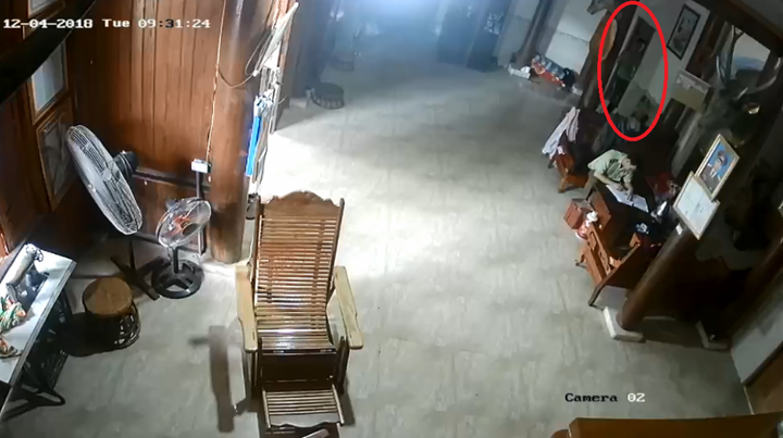 Nghi vấn cán bộ quản lý thị trường tống tiền thầy lang: 'Chúng tôi đến bốc thuốc cho mẹ, không hề lấy tiền'