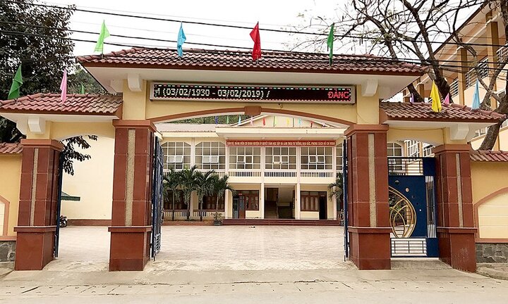 Xác minh việc chưa có bằng tốt nghiệp cấp 3, vẫn được bổ nhiệm làm Phó Chánh văn phòng huyện ủy