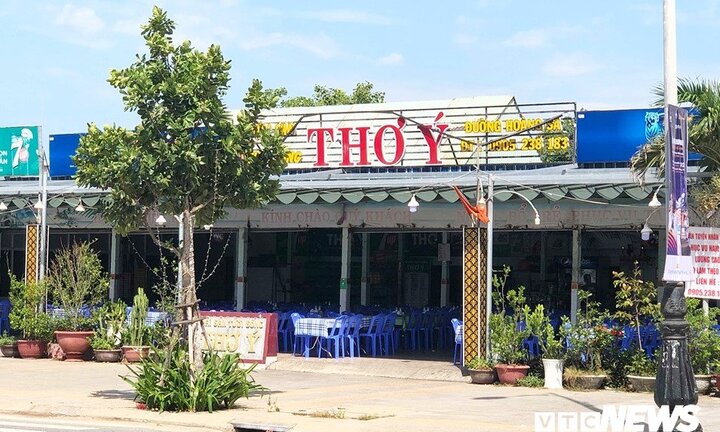Hàng loạt nhà hàng, khách sạn ven biển Đà Nẵng xây dựng không phép, vượt phòng