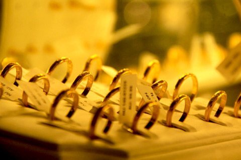 Giá vàng hôm nay 21/5: Sau tăng mạnh là chờ 'tỏa sáng'