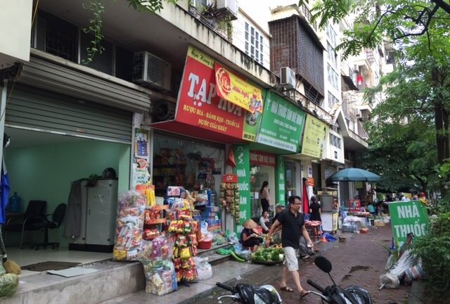 Nhà tái định cư N11B Dịch Vọng: Cho thuê ki ốt bất hợp pháp, thu gần 2 tỷ đồng