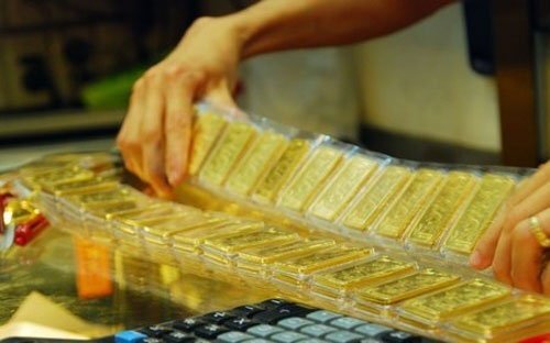 Giá vàng hôm nay 14/6: Tăng trở lại nhưng vẫn 'đỏng đảnh' khó đoán