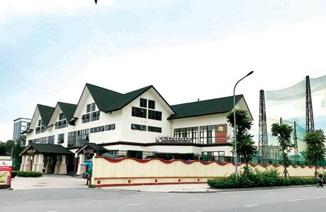 Những công trình 'lạ' trong sân bay Bạch Mai