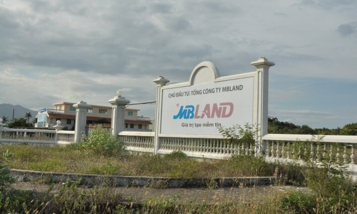 'Đại gia' MBLand bỏ hoang Resilient Field Cam Ranh