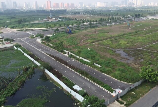 Chung cư Ngoại Giao Đoàn: Đường xây xong, dân vẫn không được đi