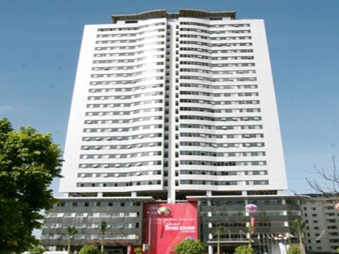 CEO Group: 'Cắm' C.E.O Tower, giảm lương sếp bự