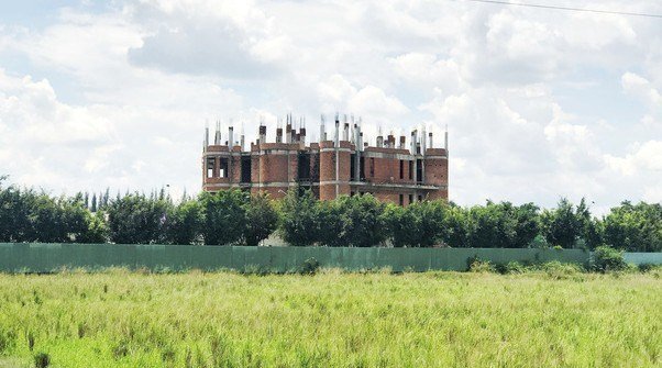 Siêu dự án Happyland bị kê biên