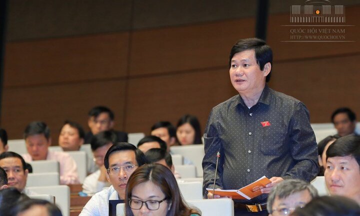 Thống đốc Ngân hàng Nhà nước: Vàng, đô la trong dân đã chuyển hóa vào nền kinh tế