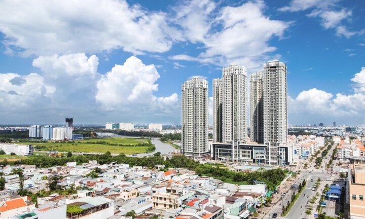 Bị siết tín dụng, năm 2018 doanh nghiệp địa ốc huy động vốn từ đâu?
