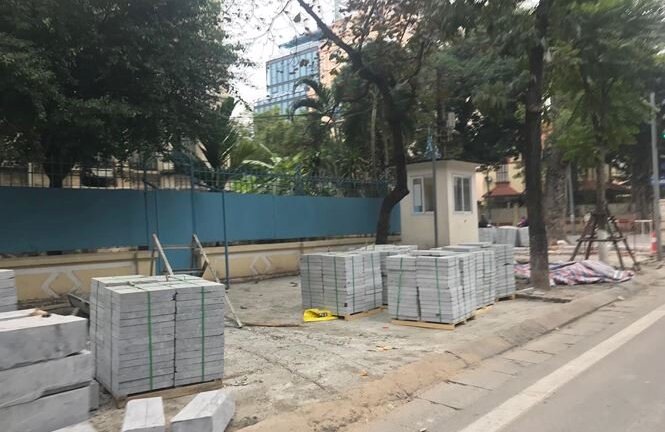Hàng loạt sai phạm tại nhiều dự án lát đá vỉa hè ở Hà Nội