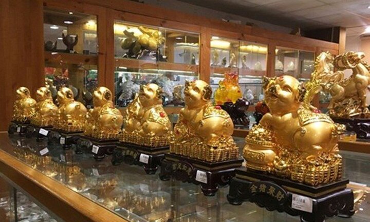 Giá vàng hôm nay 18/4: Tạm ngừng đà giảm giá