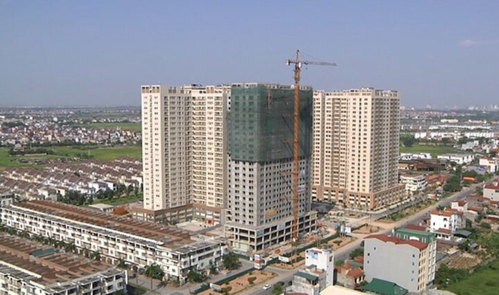 Siết tín dụng bất động sản: Doanh nghiệp và người mua đều 'sốc'?