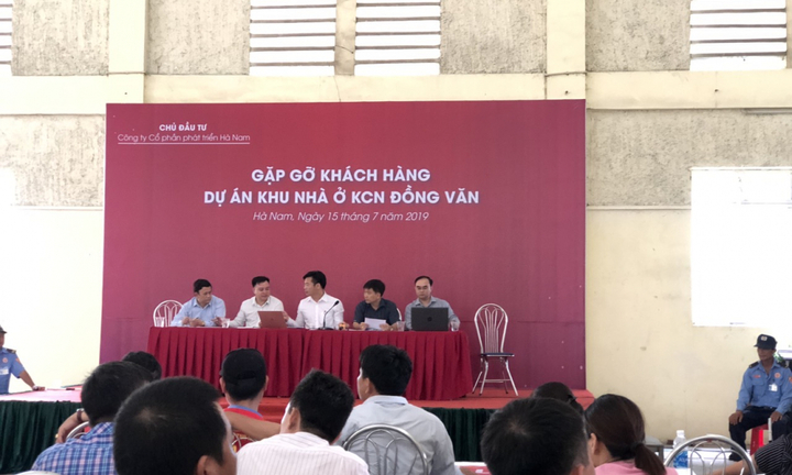 Chậm cấp sổ đỏ, chủ đầu tư hỗ trợ lãi suất
