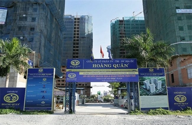 Cổ phiếu của địa ốc Hoàng Quân không mua nổi ly trà đá