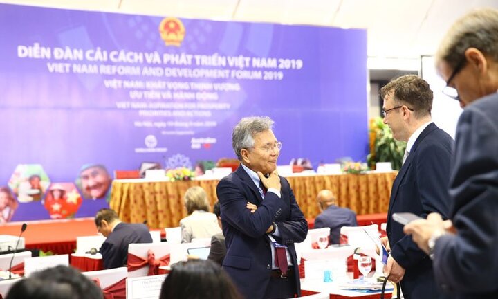 Việt Nam làm thế nào để thoát bẫy thu nhập trung bình?