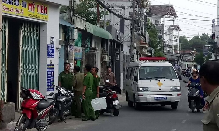 Phát hiện 3 người thân chết trong nhà ở TP.HCM