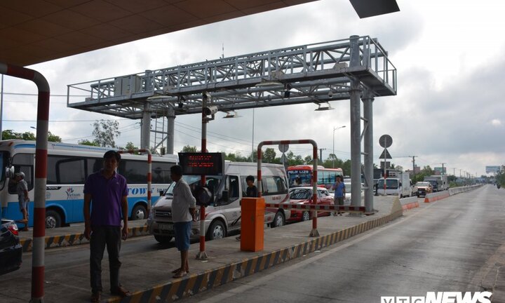 BOT Sóc Trăng chưa hết căng thẳng, trạm thu phí Bạc Liêu quyết định giảm giá vé