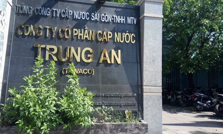 Bị phản ánh 'ép' dân mua nước máy vẩn đục, Công ty Trung An nói gì?