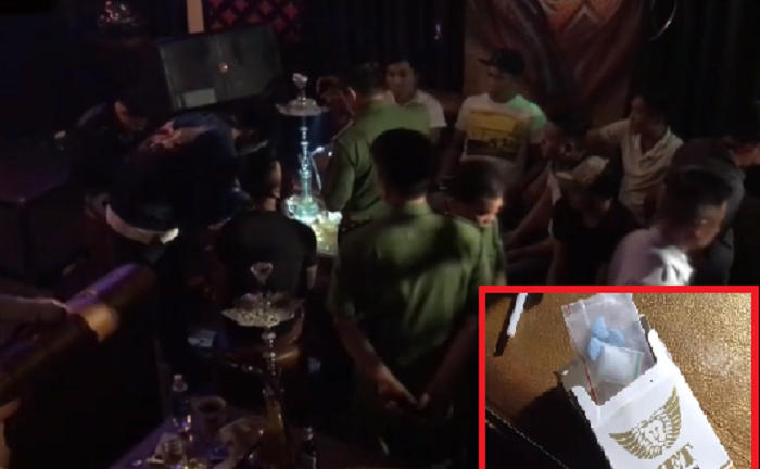 Bắt giữ gần 30 người nghi phê ma túy trong quán bar ở TP.HCM