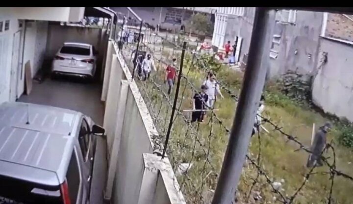 Điều tra nhóm côn đồ xông vào nhà hàng đập phá, dọa giết nhân viên