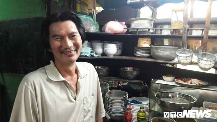 Độc đáo quán hủ tíu 'không bao giờ đóng cửa' suốt 40 năm ở TP.HCM