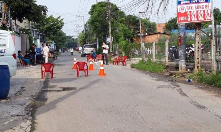 Phải ngồi chờ quá lâu, nam thanh niên đâm chết bạn của người yêu