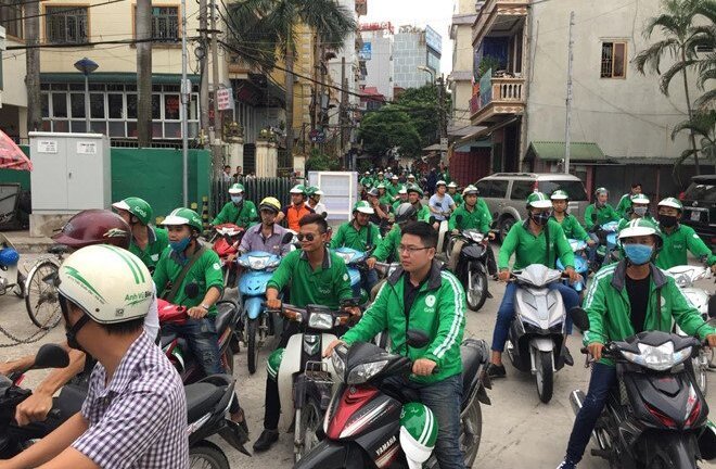 Bộ GTVT muốn 'xóa sổ' xe công nghệ, Grab tuyên bố: Đó là bước lùi của cách mạng 4.0