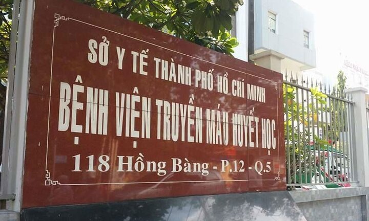 Bác sĩ 'vòi' 81 triệu đồng của 15 bệnh nhân ung thư ở TP.HCM: ‘Chúng tôi cảm thấy đau xót và áy náy’