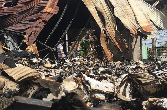 Cháy kho lưu trữ tài liệu xe buýt: Công an vào cuộc điều tra