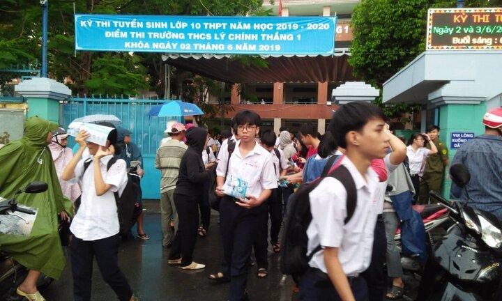 Khoảng 50% thí sinh ở TP.HCM thi môn Toán và tiếng Anh dưới 5 điểm